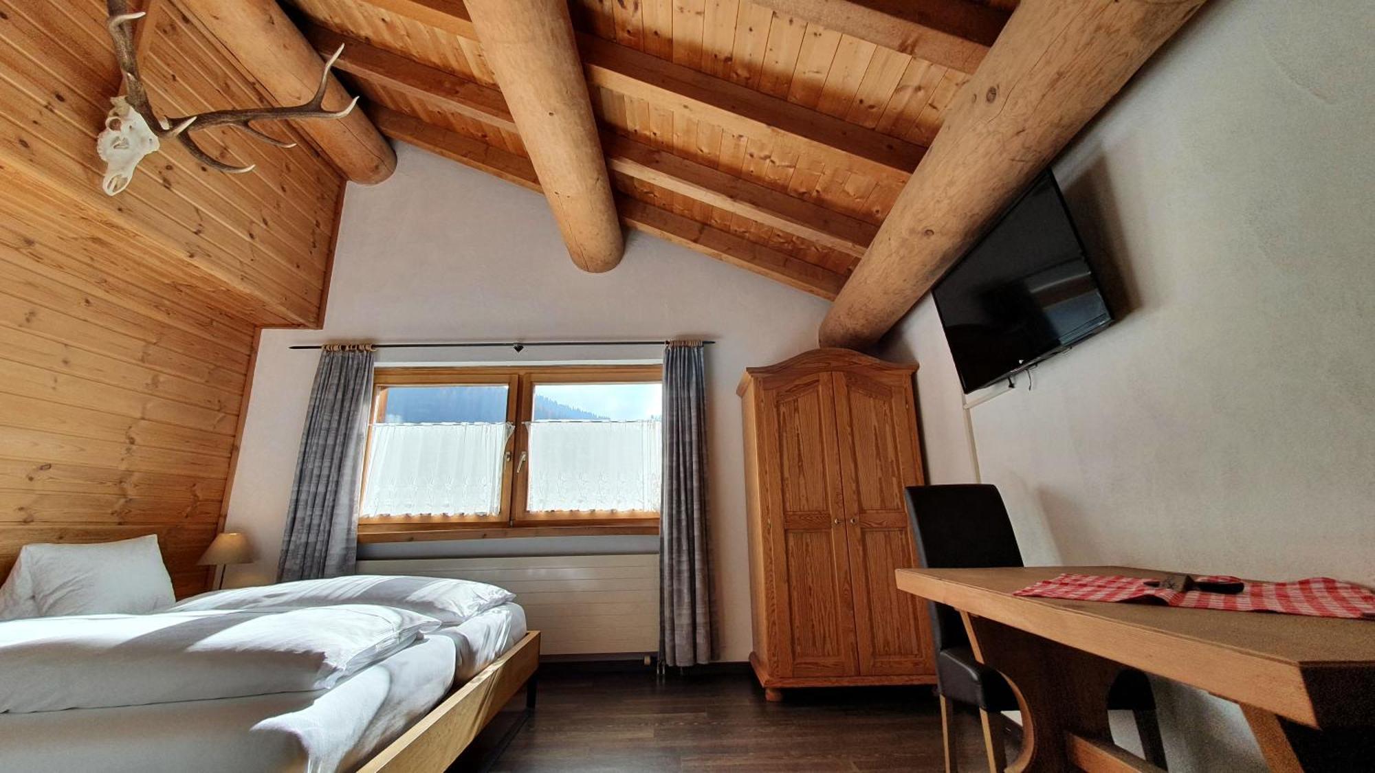 Hotel Suretta Splügen Dış mekan fotoğraf